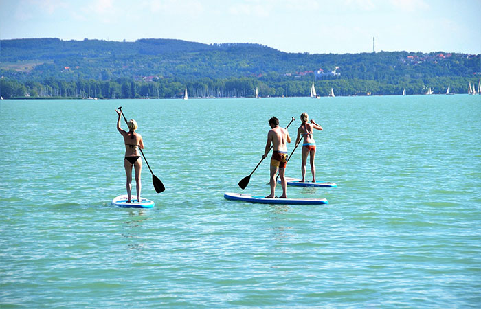 1stand-up-paddle-1545481_1280